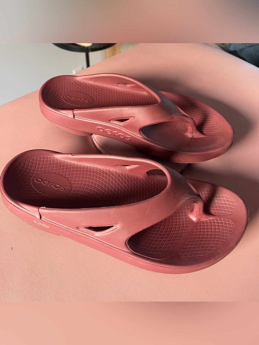OOFOS Original Recovery Thong Flip Flop